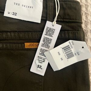 NEW Joe's Jeans Dark Olive Green (Peat)
Women's Skinny Jeans, Size 32